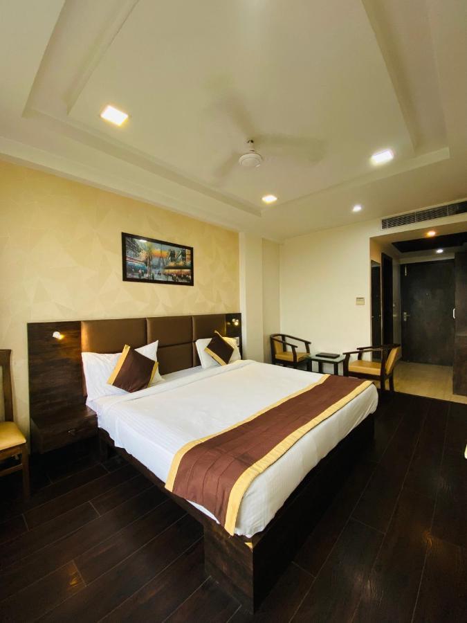 Hotel Ss Grandeur Λάκναου Εξωτερικό φωτογραφία