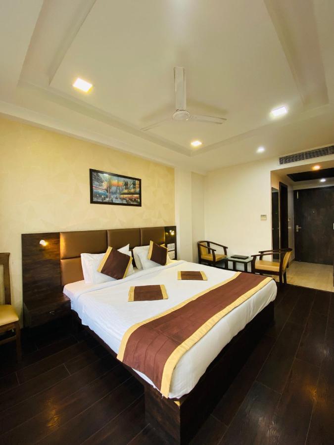 Hotel Ss Grandeur Λάκναου Εξωτερικό φωτογραφία